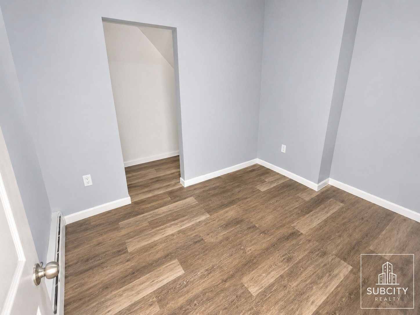 Building Photo - 128 E Holsman St
