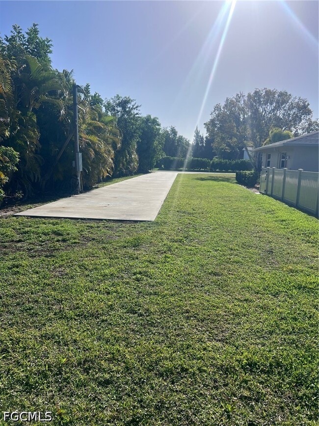 Building Photo - 3705 Stoneridge Ct