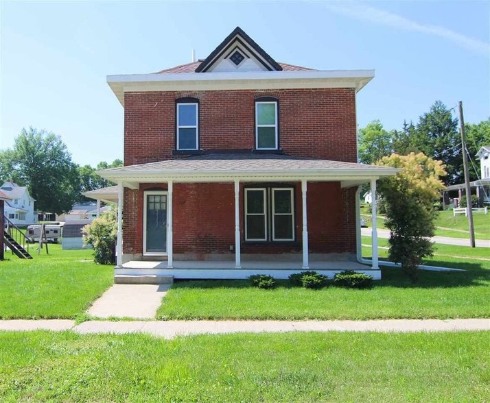 Primary Photo - 307 W Welsh St