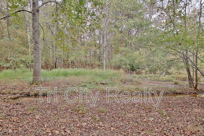 Building Photo - 150 Drennan Dr