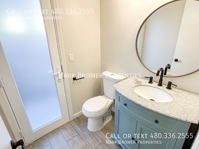 Building Photo - 4102 E Woodland Dr