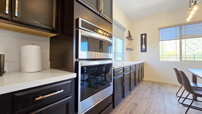 Building Photo - 10520 S 182nd Ave