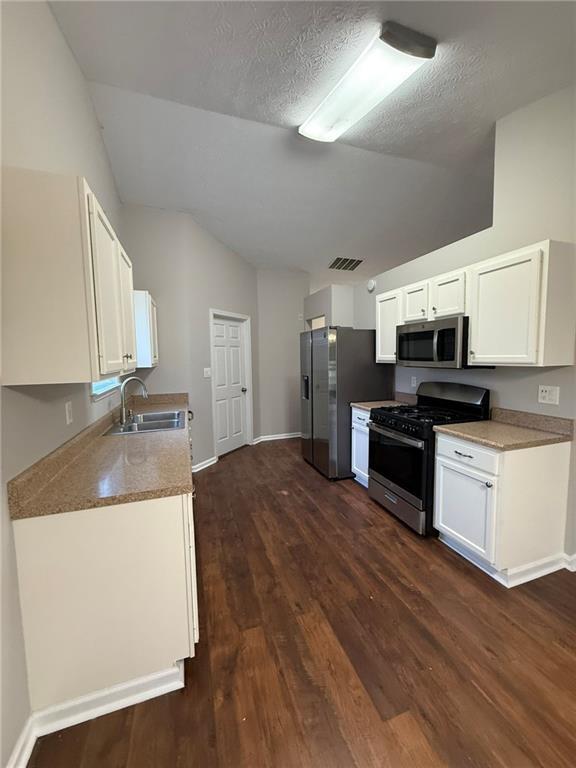 Building Photo - 1135 Hillcrest Glenn Cir
