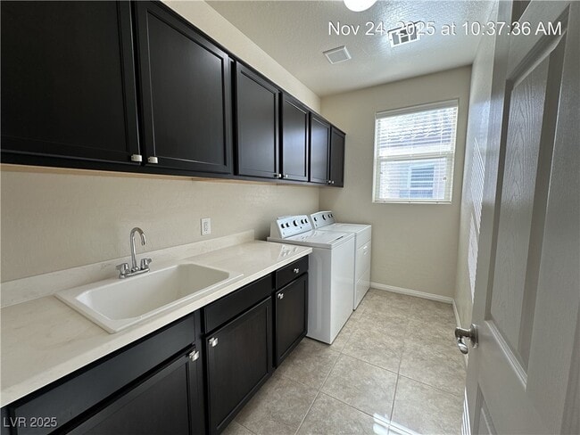 Building Photo - 1000 Via Stellato St