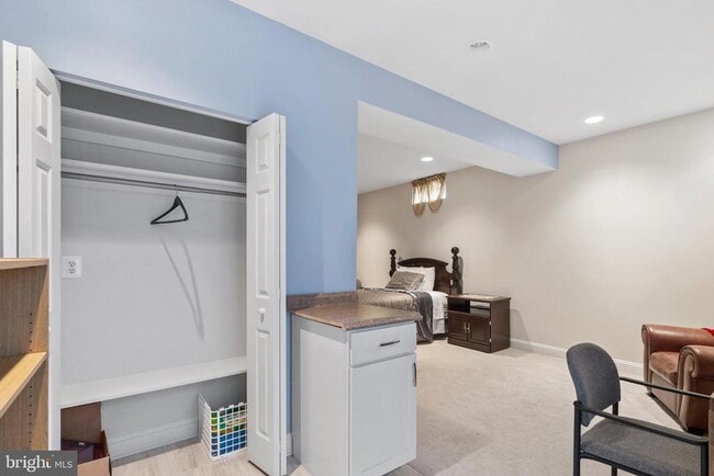 Building Photo - 43610 Aldie Mill Ct