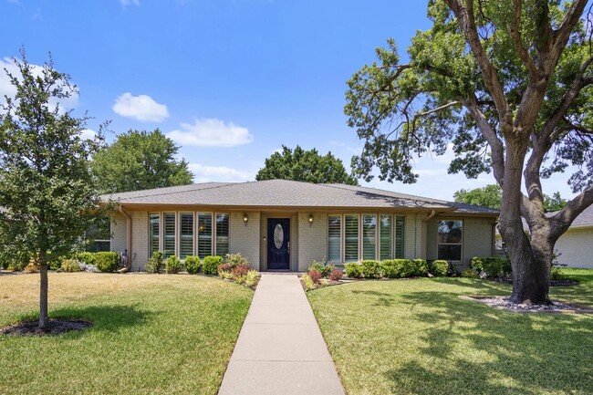 Primary Photo - Stylishly remodeled Plano home with dazzli...