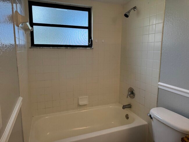 Building Photo - 1601 Windorah Way