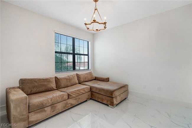 Building Photo - 11604 Meadowrun Cir