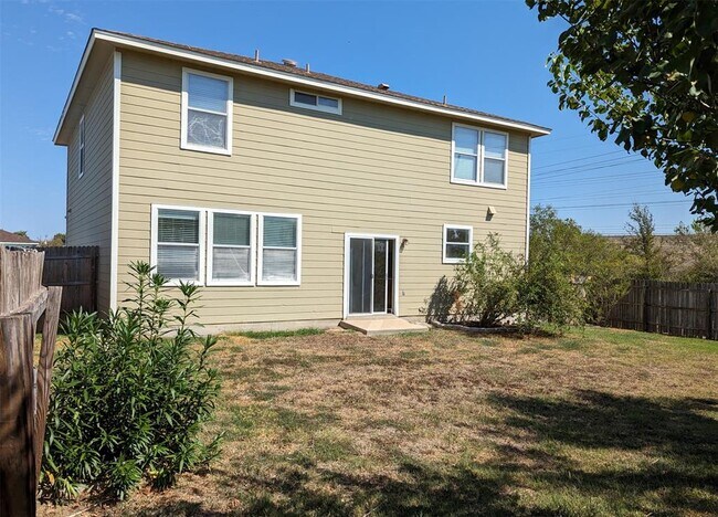 Building Photo - 4717 Lake Champlain Ln