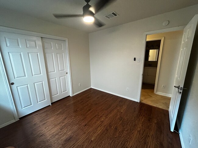Building Photo - Move-In Ready 3BR/2BA in Round Rock - Enjoy One Month Free Rent When You Move In by November
