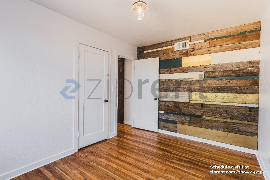 Building Photo - 4915 NE 78th Ave