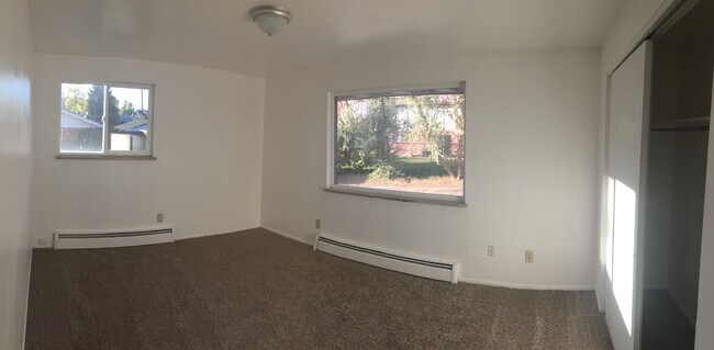 Building Photo - 10341