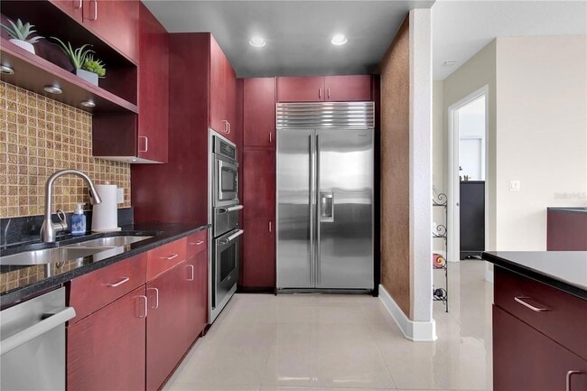 Building Photo - 150 E Robinson St