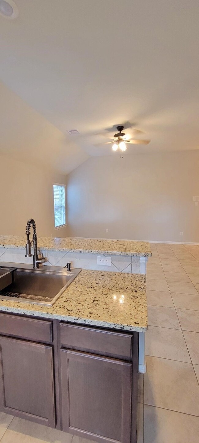 Building Photo - 3519 Fern Footpath Ln