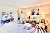Extra large open floorplan - South Lake Apartments