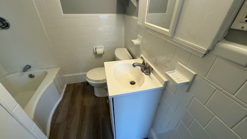 Building Photo - 38 Pengrove St