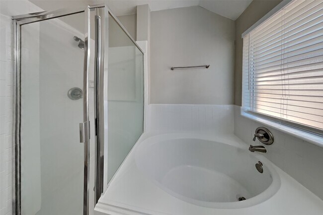 Building Photo - 20311 Longspring Dr