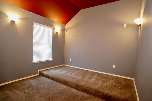 Building Photo - 9304 Clearview Dr