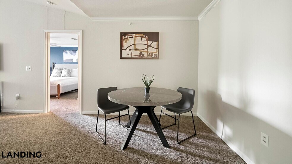 Building Photo - 210 Hillwood Blvd