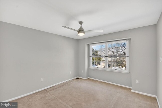 Building Photo - 74 Castleton Rd