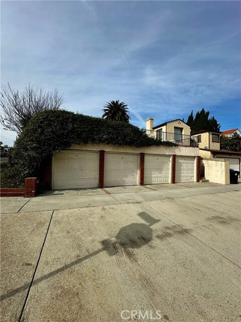 Building Photo - 1108 W 13th St