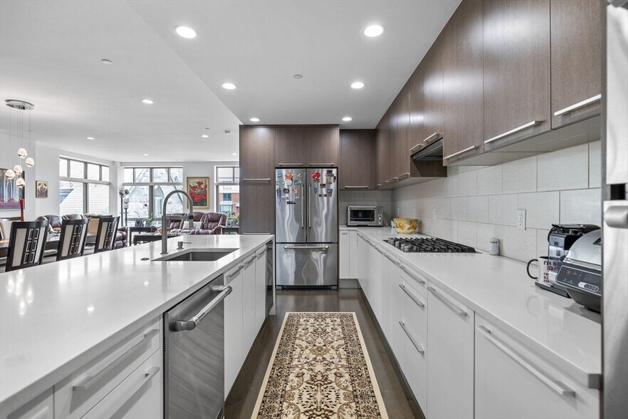 Building Photo - 150 Dorchester Ave