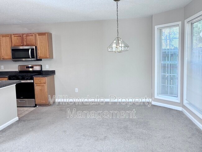 Building Photo - 4249 Beacon Heights Dr