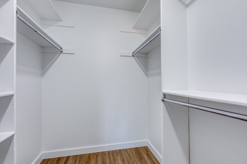 Building Photo - 1233 Mill Valley Dr