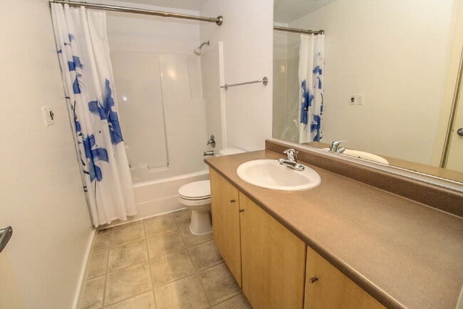 Building Photo - 11303 NE 128th St