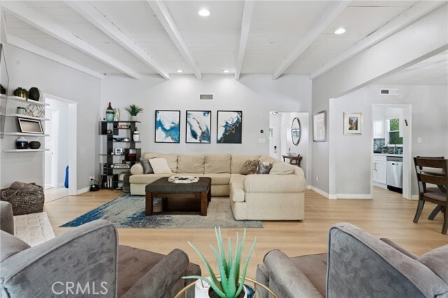 Building Photo - 5244 Vanalden Ave