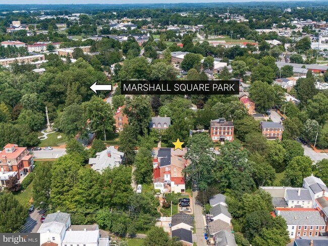 Building Photo - 318 N Matlack St