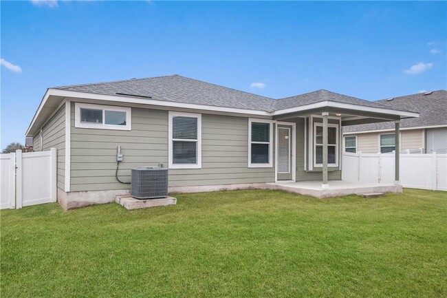 Building Photo - 18827 Obed River Dr
