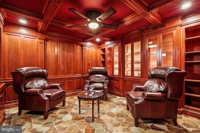 Building Photo - 9454 Newbridge Dr