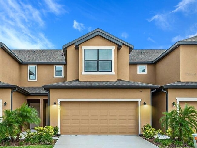 Primary Photo - 2440 Seven Oaks Dr