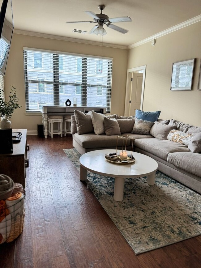 Building Photo - CityView at Riverwalk - Available January 2026! Gorgeous UNFURNISHED 2 bed/w 2 bath (both ensuite...