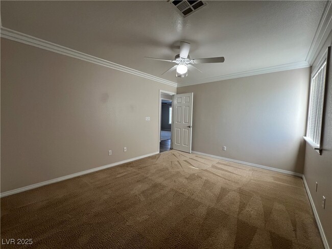 Building Photo - 7195 Cestrum Rd