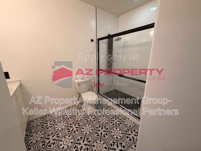 Building Photo - 20660 N 40th St