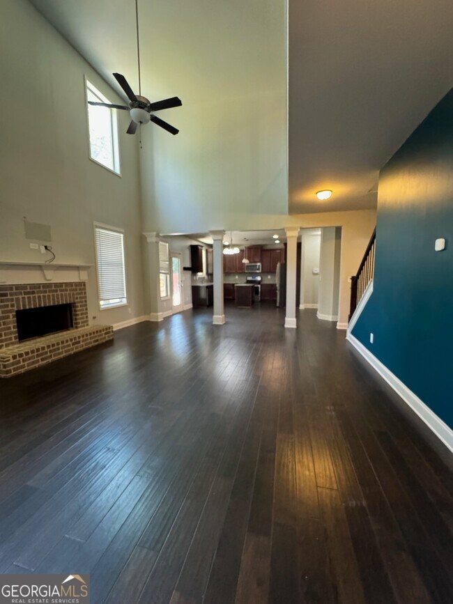 Building Photo - 829 Hawkins Creek Dr