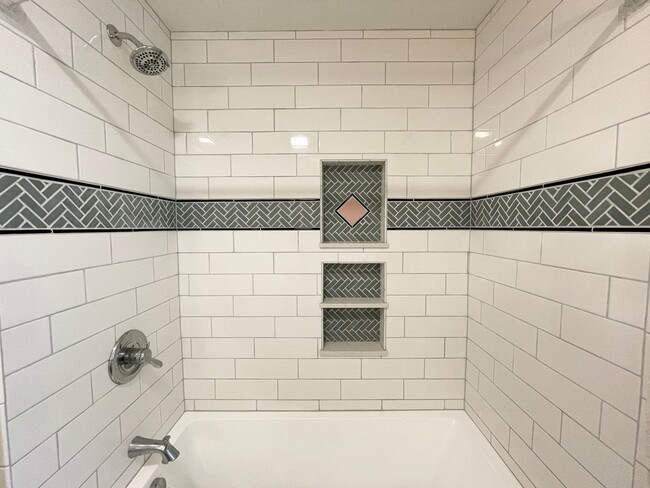 Building Photo - Charming Mid-Century Ranch with Large Yard and Attached Garage