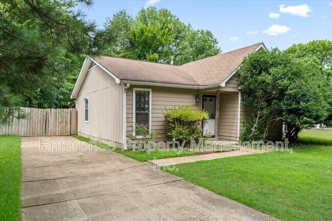 Building Photo - 7103 Tagen Dr
