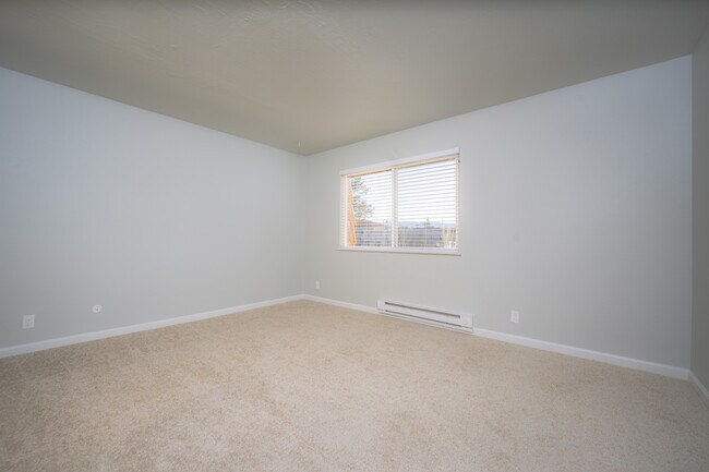 Kiely #7 2bed - Parkview Apartments