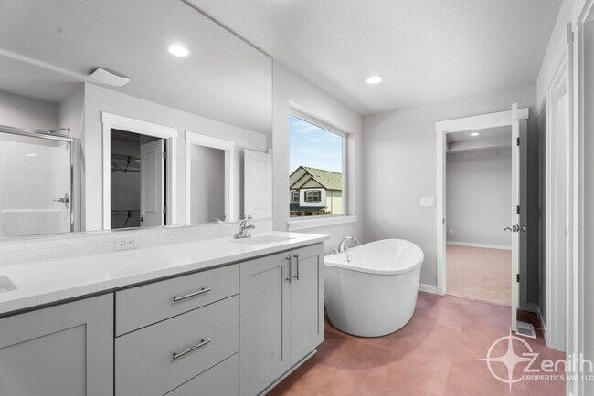 Building Photo - 18 MONTH LEASE! Brand New 4 Bedroom Corner...