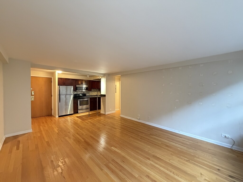 Building Photo - 4180 N Marine Dr
