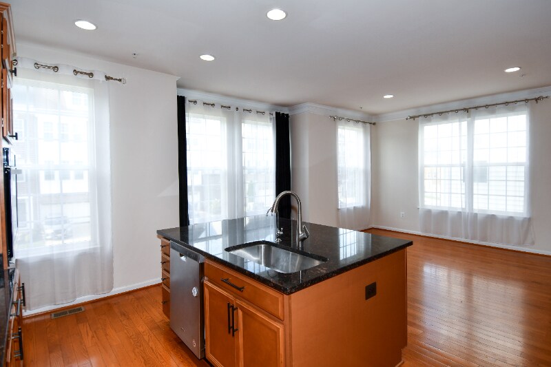 Building Photo - 4230 Winding Waters Terrace