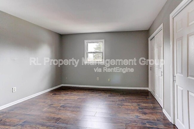 Building Photo - 4714 Merrifield Pl