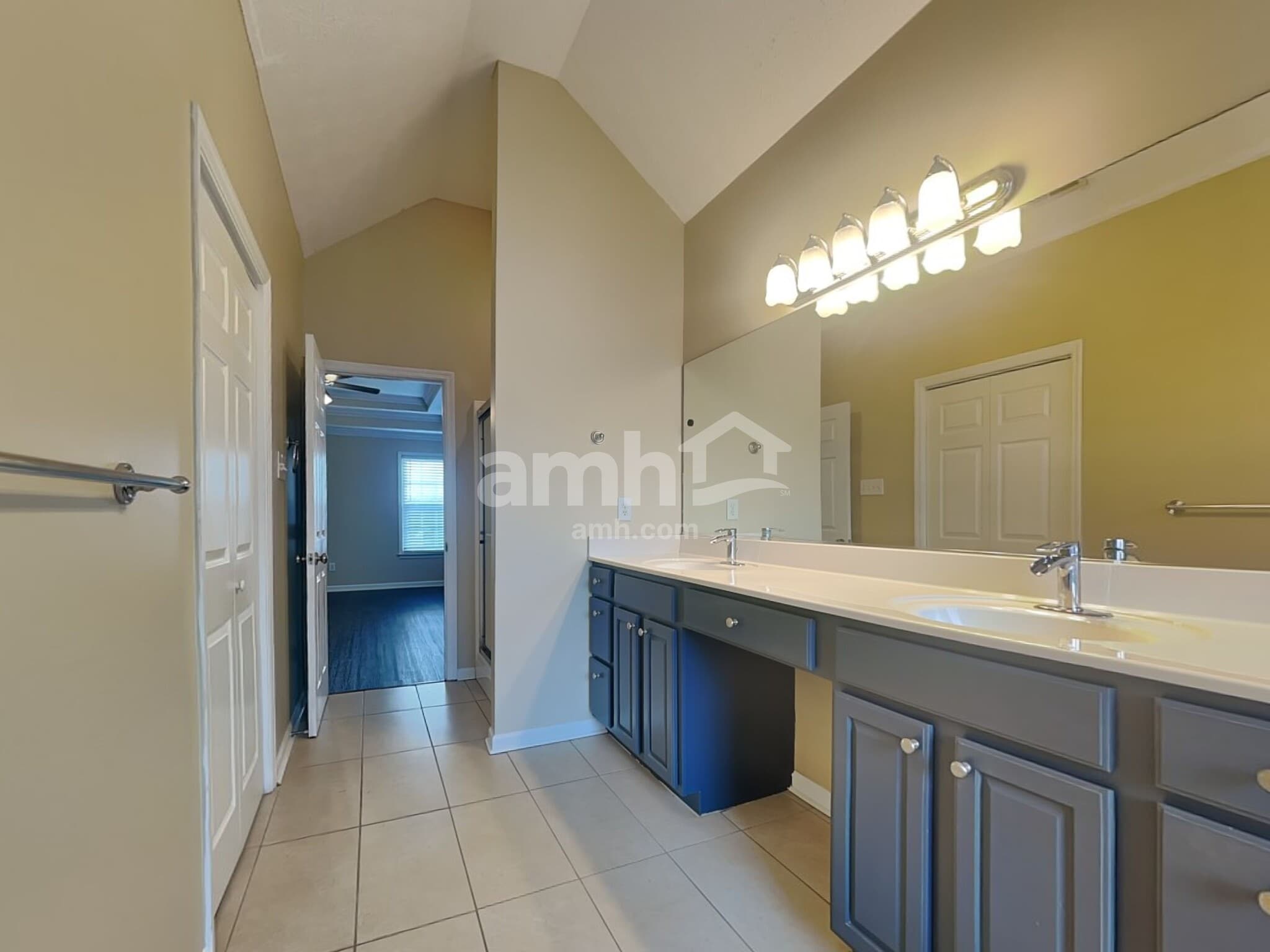 Building Photo - 1054 Garrison Ridge Blvd