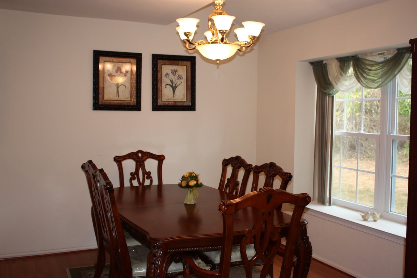 separate dining room - 44 Whitby Cir