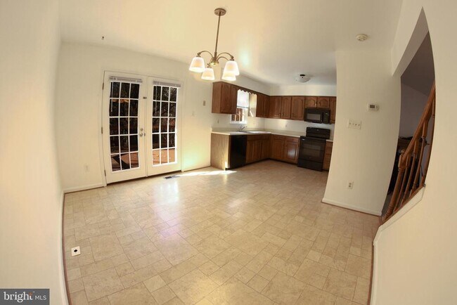 Building Photo - 3955 Pepperidge Ct