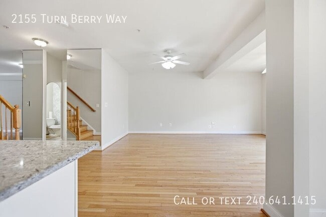 Building Photo - 2155 Turn Berry Way