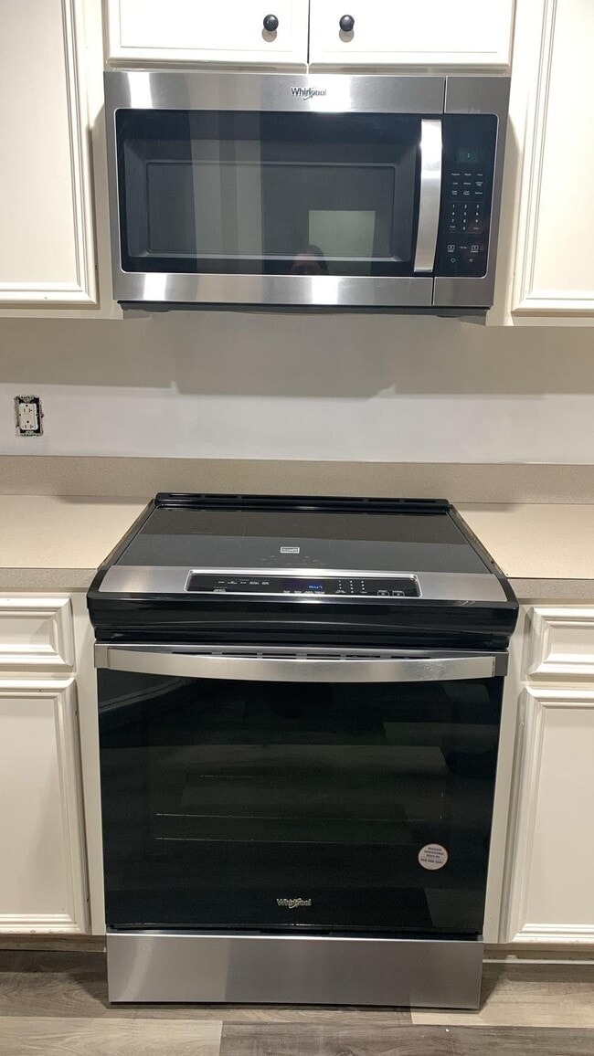 Building Photo - 6319 Sunlit Orchard Dr